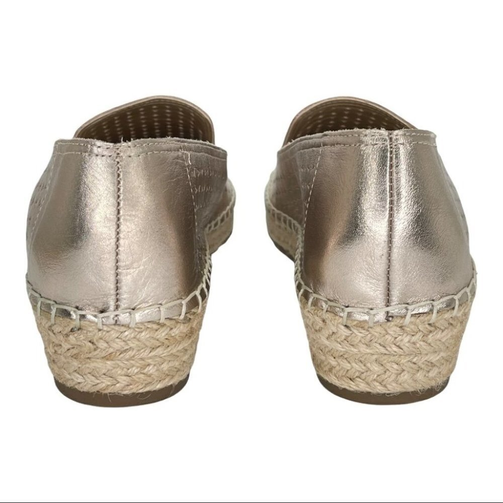 Bella Vita Channing Champagne Perforated Leather Womens Loafers Size 11 Wide - Picture 4 of 12